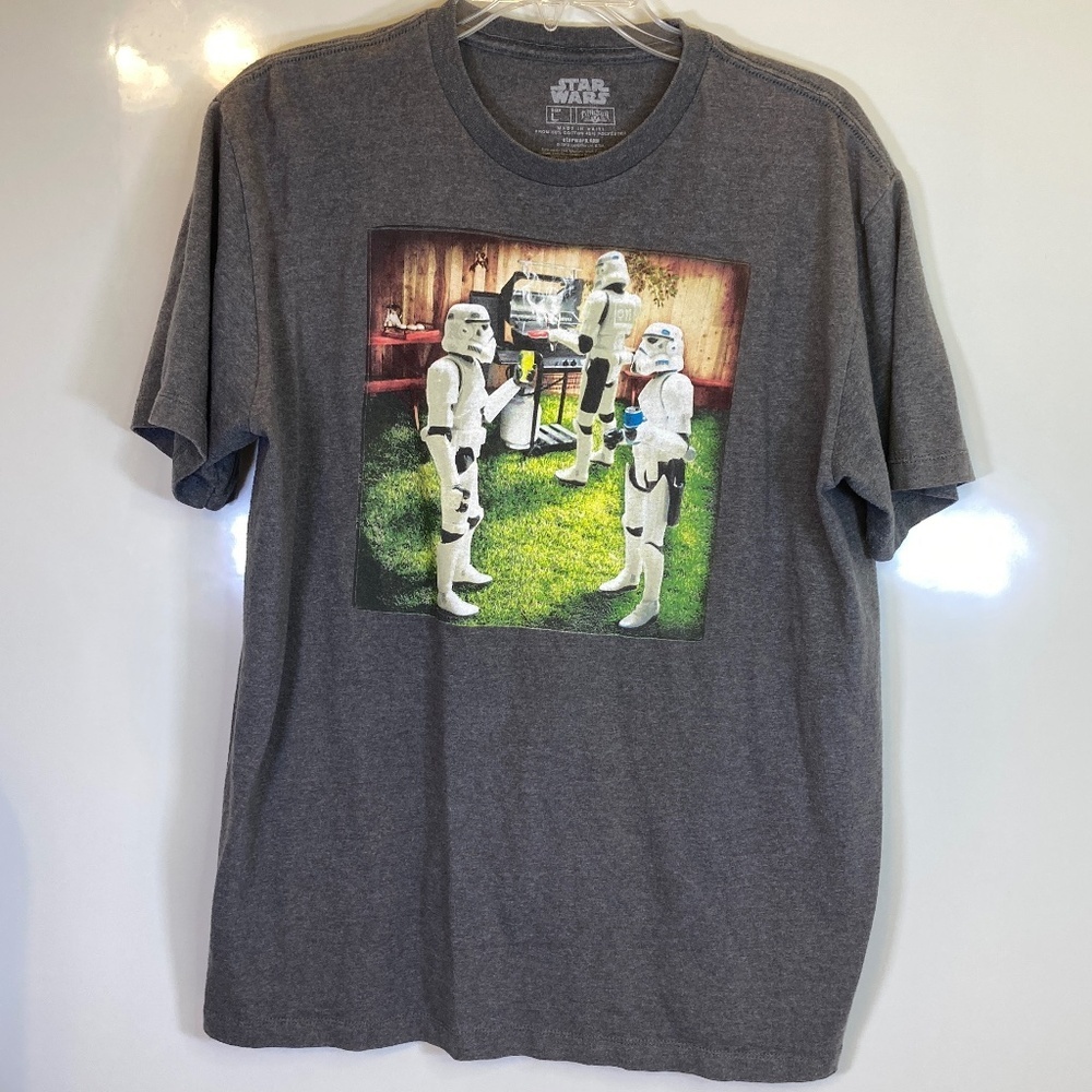 Star Wars Gray Short Sleeve Shirt Sz L Stormtrooper BBQ